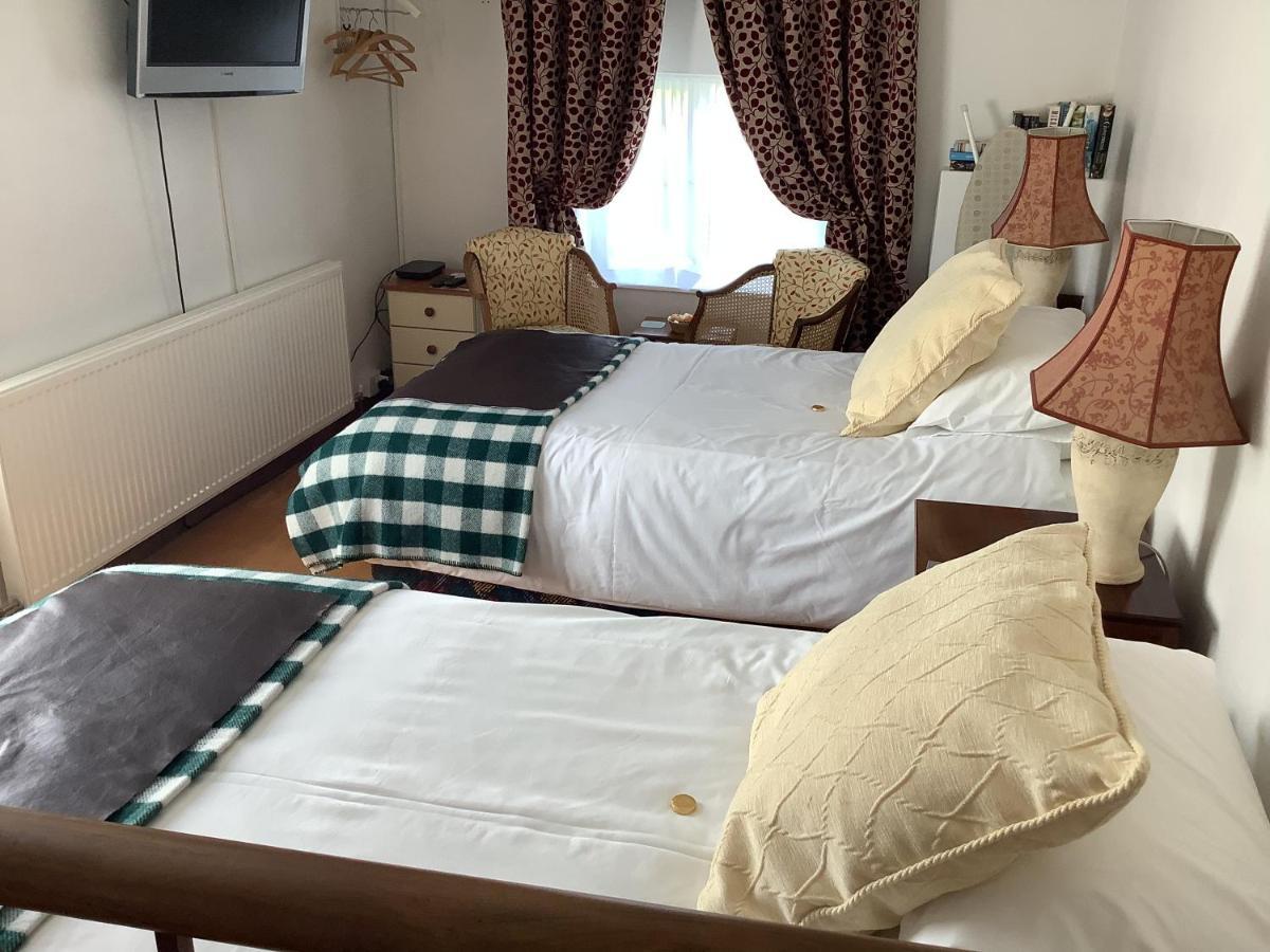 Bed and Breakfast Bwthyn Cudd Уэстбери Экстерьер фото